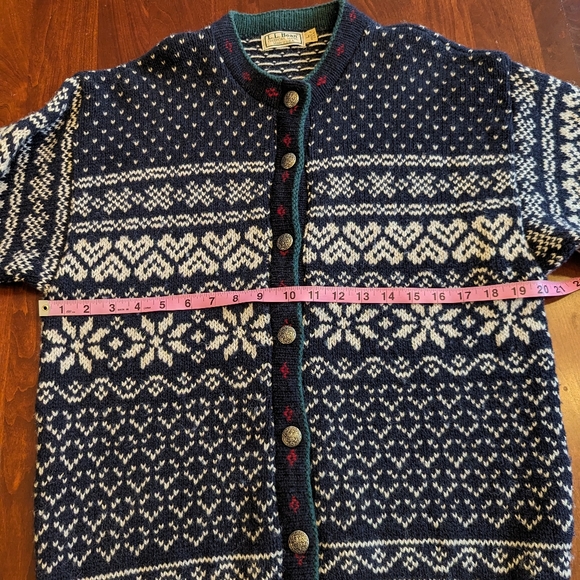 L.L. Bean vintage wool blend cardigan, size Large - Picture 7 of 9